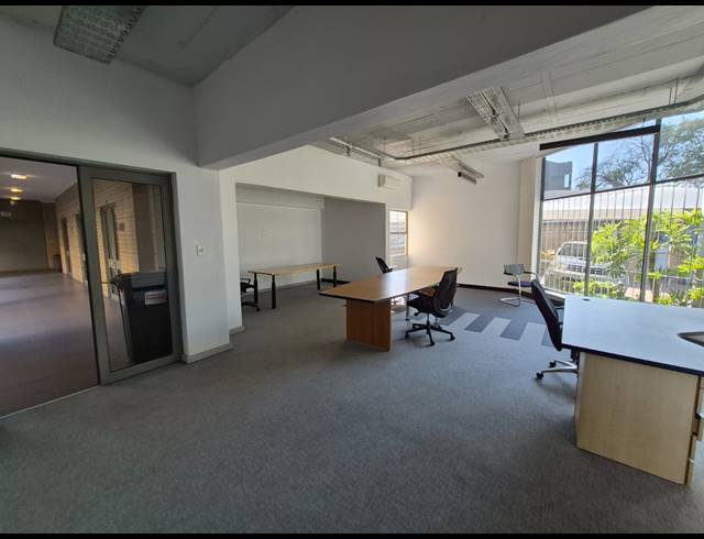 60M² OFFICE TO LET IN RIVONIA